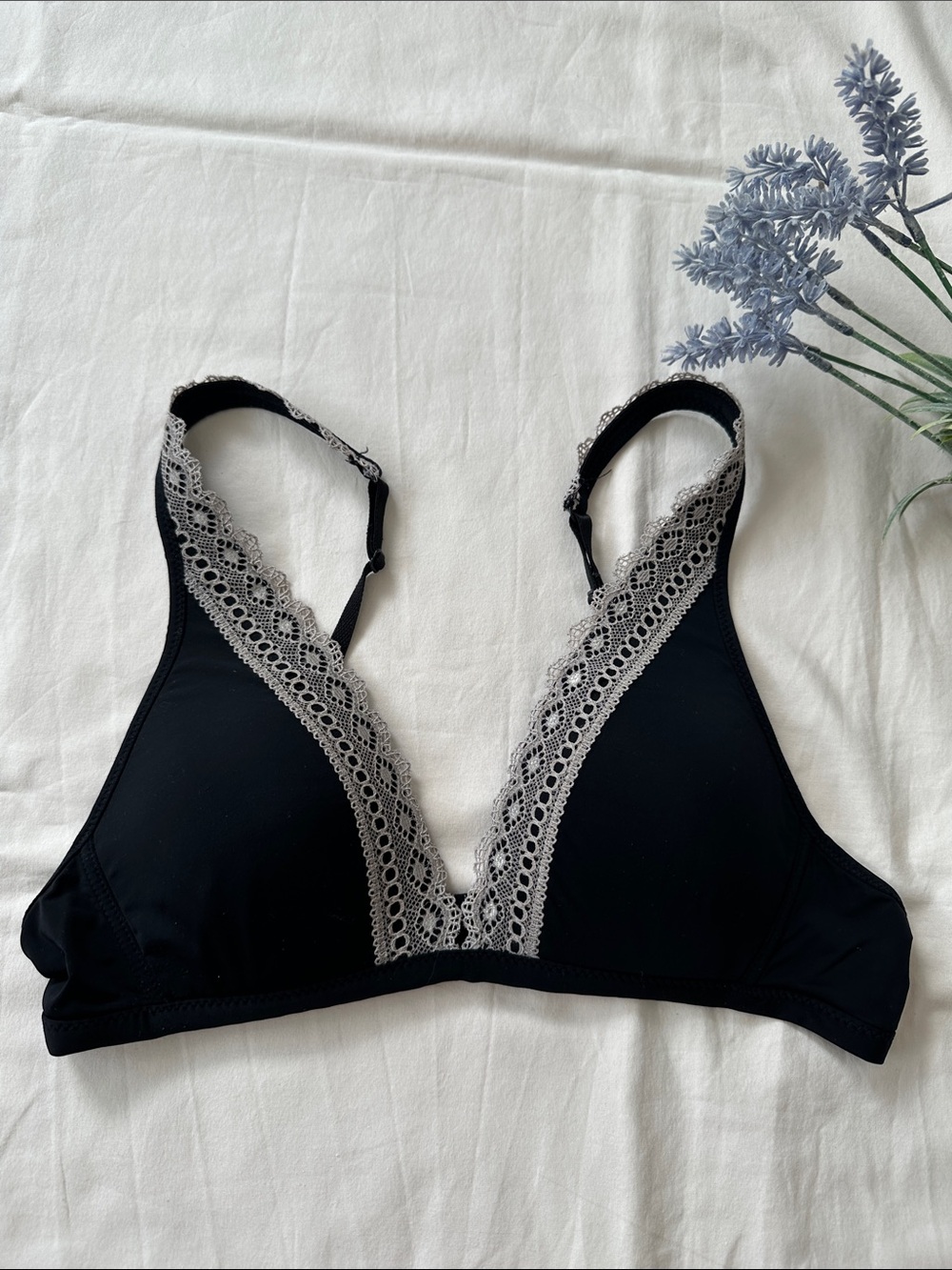 Calvin Klein Black Laced Bra with Gray Lace Trim
